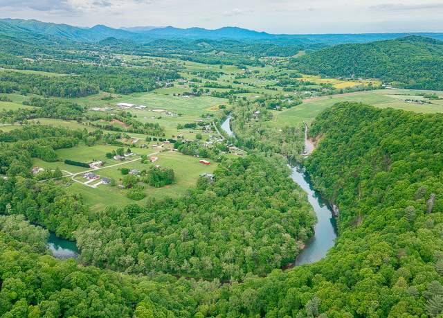 Property at 394 Bishop Hollow Rd, Elizabethton, TN 37643