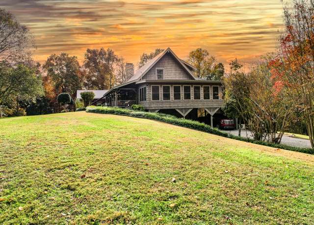 Property at 570 Stephen Brooks Rd, Greeneville, TN 37743, 4 beds, 3 baths