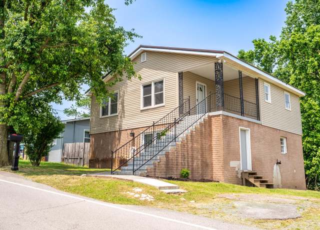 Property at 391 Shanks Rd, Blountville, TN 37617, 3 beds, 2 baths