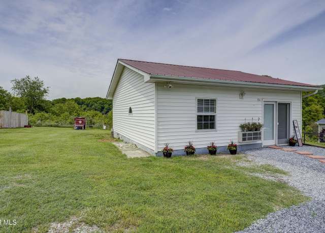 Property at 134 Creek Side Dr, Elizabethton, TN 37643, 1 bath