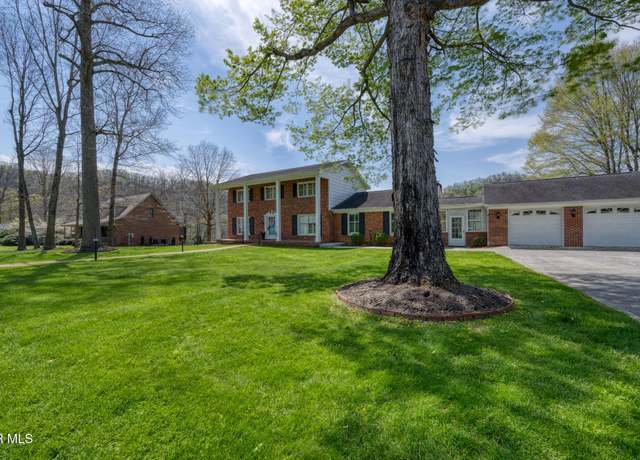 Property at 204 Amity Dr, Bristol, TN 37620, 5 beds, 4 baths