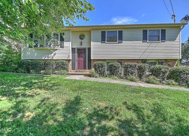 Property at 529 Old Gray Station Rd, Johnson City, TN 37615, 3 beds, 2 baths