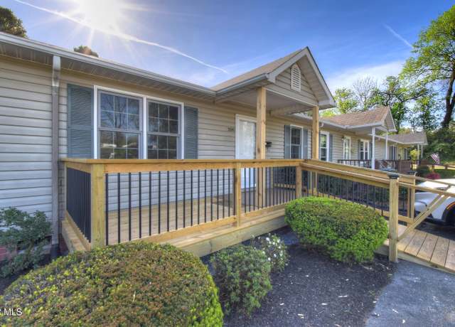Property at 704 Hickory St Unit -, Elizabethton, TN 37643, 2 beds, 2 baths