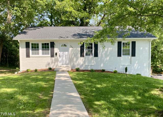 Property at 724 Georgia St, Johnson City, TN 37601, 3 beds, 1.5 baths