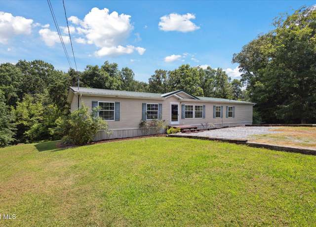 Property at 4035 Ridge Rd, Kingsport, TN 37660, 4 beds, 2 baths