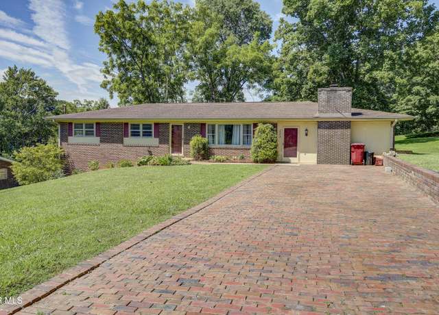 Property at 223 Sequoyah Dr, Johnson City, TN 37604, 3 beds, 2 baths