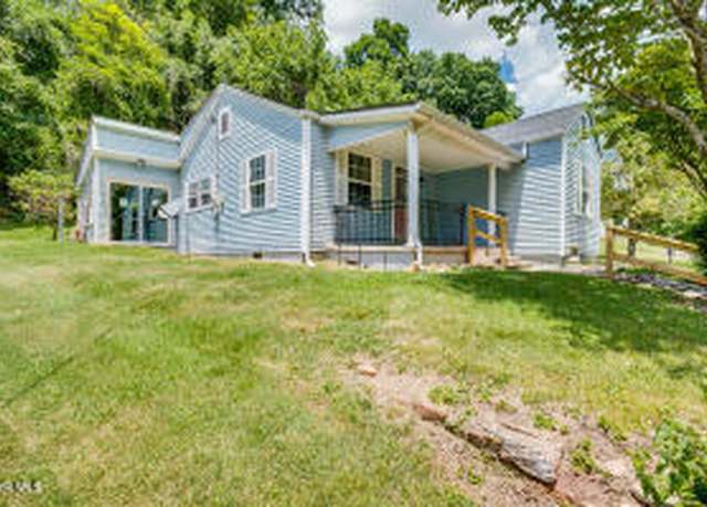 Property at 127 Lacy Hollow Rd, Elizabethton, TN 37643, 2 beds, 1 bath