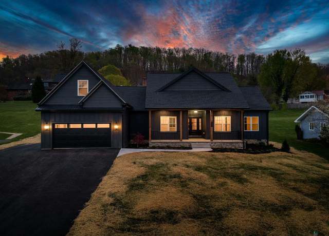 Property at 330 Bogey Dr, Abingdon, VA 24211, 6 beds, 4.5 baths