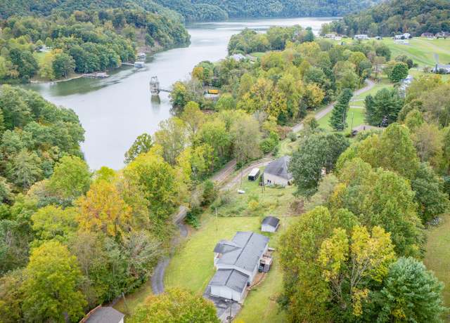 Property at 22088 Parks Mill Rd Rd, Abingdon, VA 24211, 3 beds, 2 baths