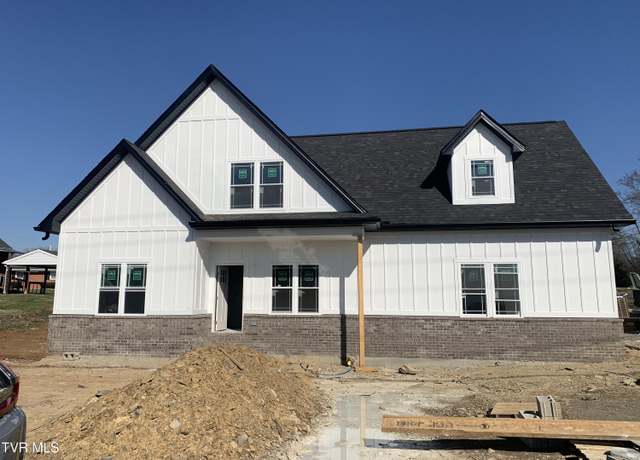 Property at 1800 Fort Robinson Dr Dr, Kingsport, TN 37660, 3 beds, 2 baths