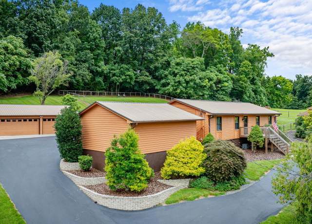 Property at 285 Spurgeon Rd, Blountville, TN 37617, 3 beds, 3.5 baths