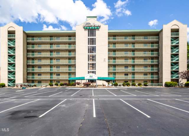 Property at 3215 River Rd #106, Pigeon Forge, TN 37863, 2 beds, 2 baths