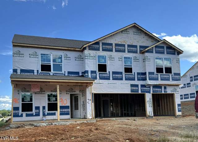 Property at 801 Pinhoti Street St, Johnson City, TN 37604, 5 beds, 3.5 baths