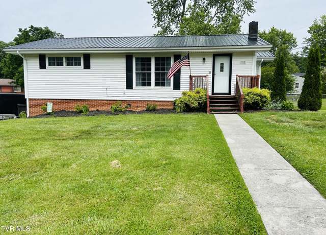 Property at 312 Colonial Cir, Greeneville, TN 37745, 3 beds, 2 baths
