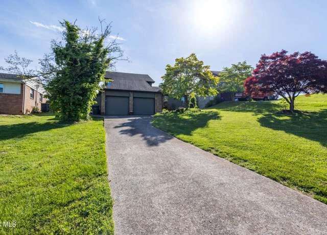 Property at 3604 Crest Rd, Kingsport, TN 37664, 4 beds, 3 baths