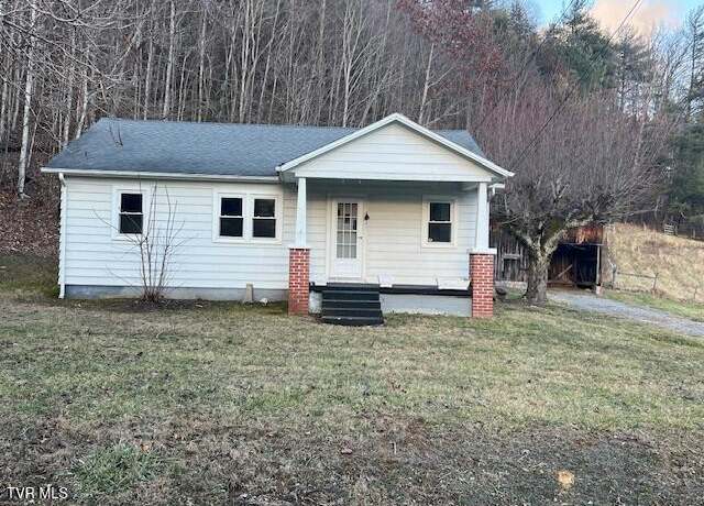 Property at 346 Berry Branch Rd, Mountain City, TN 37683, 3 beds, 1 bath