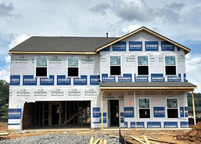Property at 110 Tanasqui Drive Dr, Johnson City, TN 37604, 4 beds, 3.5 baths
