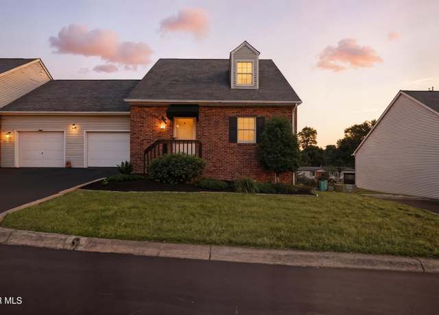 Property at 2700 Indian Ridge Rd #9, Johnson City, TN 37604, 2 beds, 2 baths