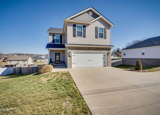 Property at 1512 College St, Jonesborough, TN 37659, 4 beds, 2.5 baths