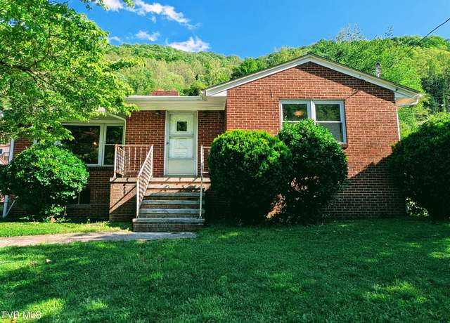 Property at 1084 Russell Hl, Grundy, VA 24614, 3 beds, 1 bath