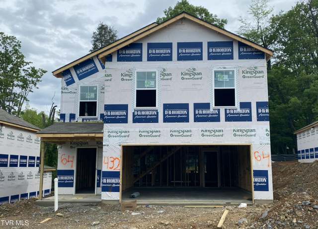 Property at 432 Arrowhead Drive Dr, Johnson City, TN 37601, 4 beds, 2.5 baths