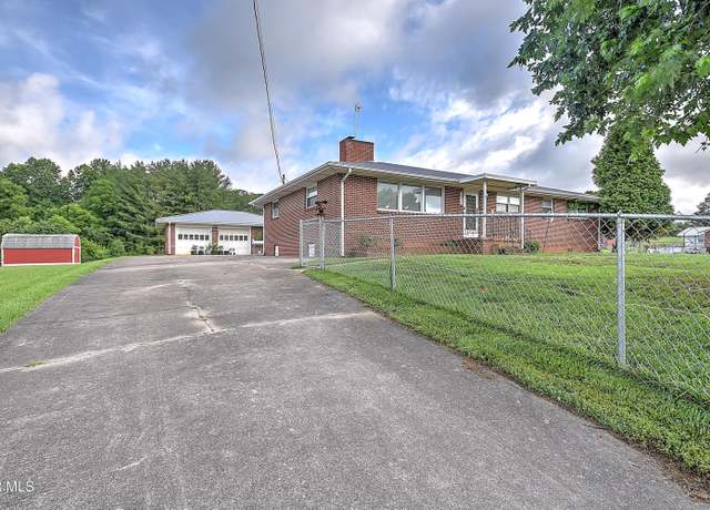 Property at 457 Devault St, Church Hill, TN 37642, 4 beds, 1.5 baths