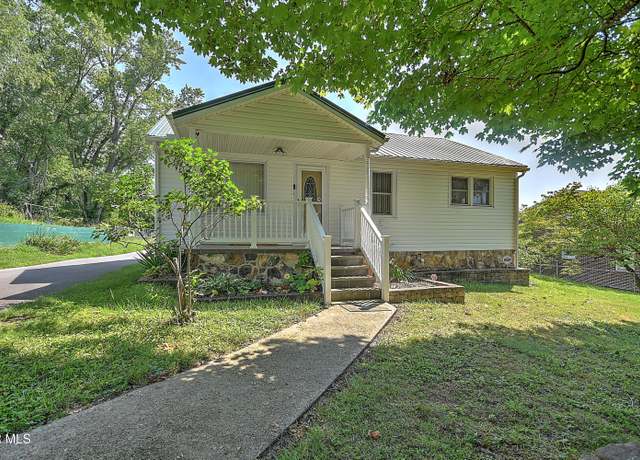 Property at 307 Tween Hills Rd, Bristol, TN 37620, 3 beds, 2 baths