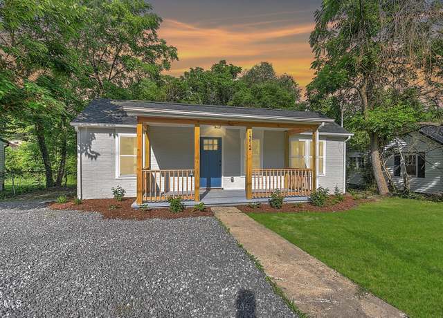 Property at 1312 Tranbarger Dr, Kingsport, TN 37660, 3 beds, 2 baths