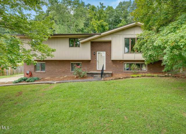 Property at 233 Hidden Acres Rd, Kingsport, TN 37664, 3 beds, 2.5 baths