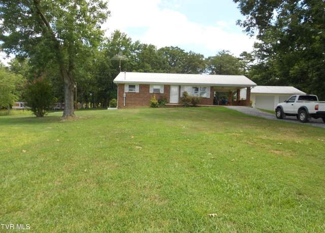 Property at 425 Oakwood Rd, Midway, TN 37809, 3 beds, 2 baths