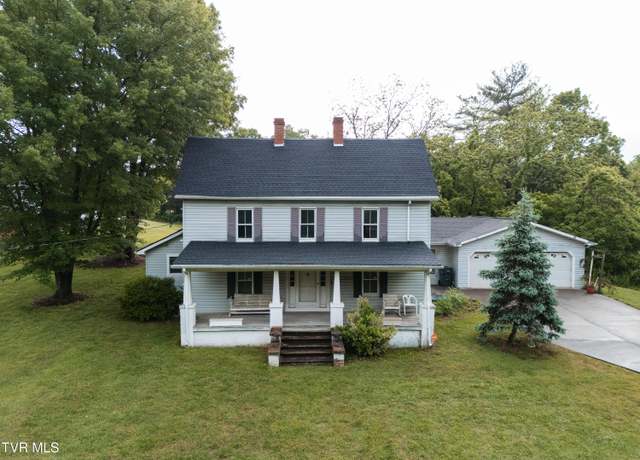 Property at 380 Oak Grove Rd, Johnson City, TN 37615, 4 beds, 2.5 baths