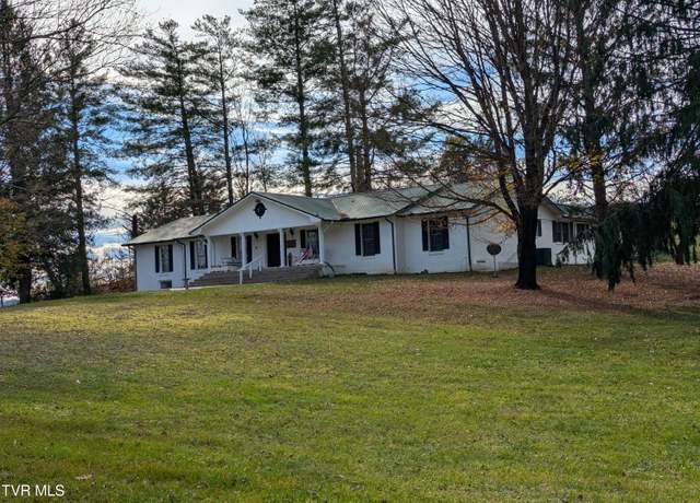 Property at 1143 Caylor Rd, Ewing, VA 24248, 4 beds, 4.5 baths