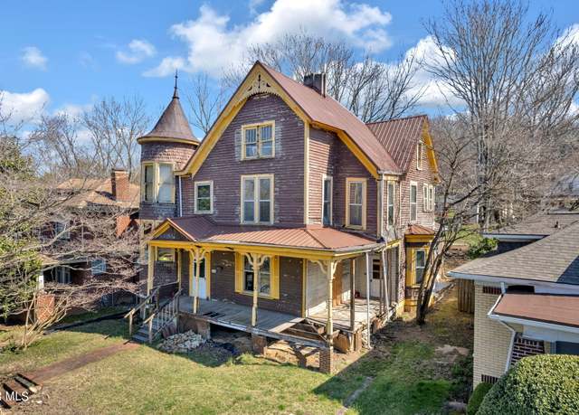 Property at 421 Locust St, Johnson City, TN 37604, 4 beds, 1 bath