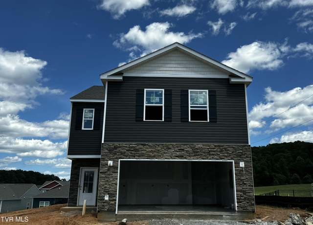 Property at 1513 Fox Meadows Cir, Bluff City, TN 37618, 4 beds, 2.5 baths
