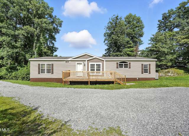 Property at 206 Wampler Ave, Wise, VA 24293, 3 beds, 2 baths