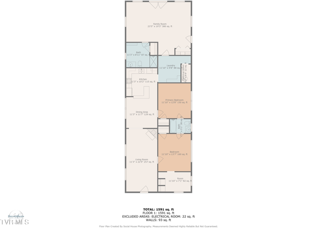 Property at 806 Forest St, Kingsport, TN 37660, 3 beds, 2 baths