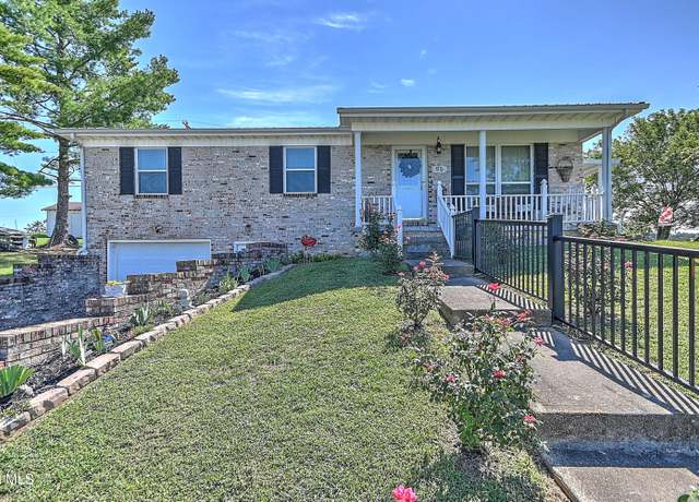 Property at 95 Britton Ave, Greeneville, TN 37743, 3 beds, 1.5 baths