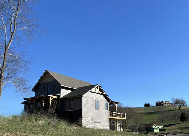 Property at 136 Farmhouse Village Trl, Butler, TN 37640, 2 beds, 3 baths