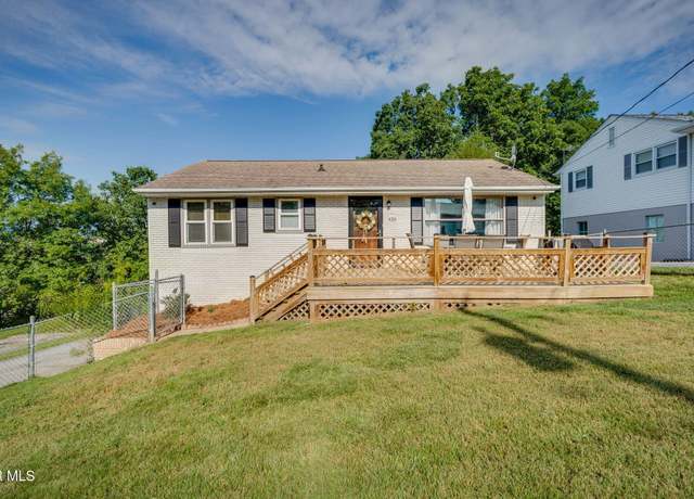 Property at 420 Arbutus Ave, Kingsport, TN 37660, 3 beds, 2 baths