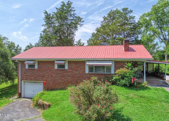 Property at 123 Main St, Bulls Gap, TN 37711, 3 beds, 1.5 baths