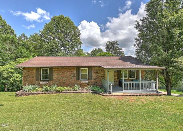 Property at 420 Gustavis Ave, Kingsport, TN 37664, 3 beds, 2 baths