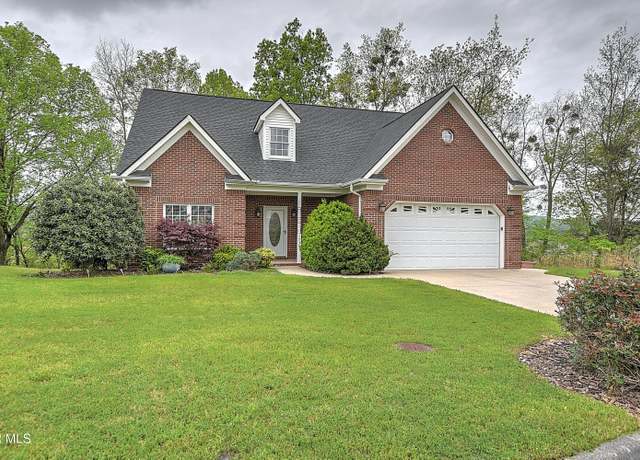 Property at 1736 Blakewood Ct, Kingsport, TN 37660, 3 beds, 2.5 baths