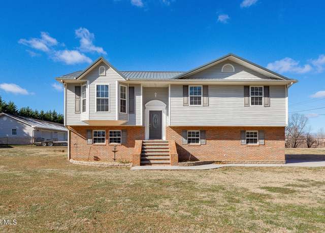 Property at 394 Dykes Rd, Church Hill, TN 37642, 3 beds, 2.5 baths