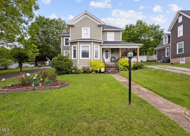 Property at 88 Banner St, Lebanon, VA 24266, 4 beds, 2 baths