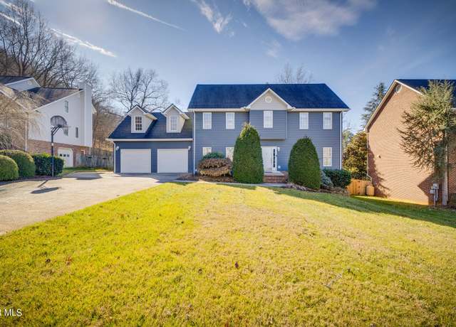 Property at 3914 Leaf Pt, Kingsport, TN 37663, 4 beds, 3 baths