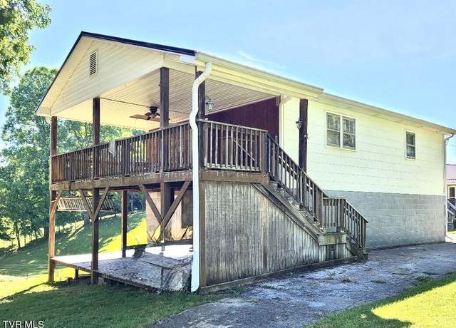 Property at 141 Oscar Bank Rd, Johnson City, TN 37601, 2 beds, 1 bath
