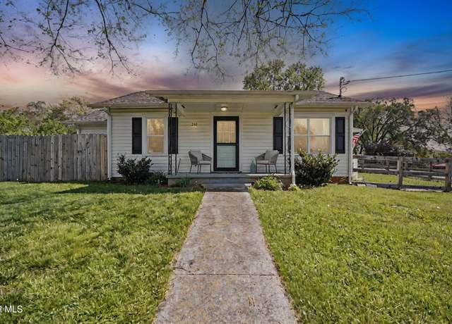 Property at 200 Akard St, Bristol, TN 37620, 3 beds, 1 bath