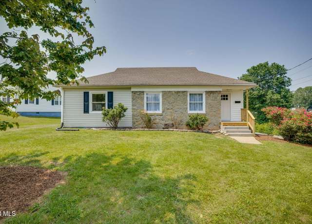 Property at 53 Tremont Pl, Bristol, TN 37620, 3 beds, 1 bath