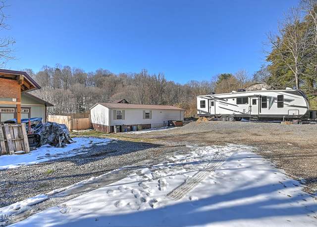 Property at 398 Tipton Ln, Church Hill, TN 37642, 3 beds, 2 baths