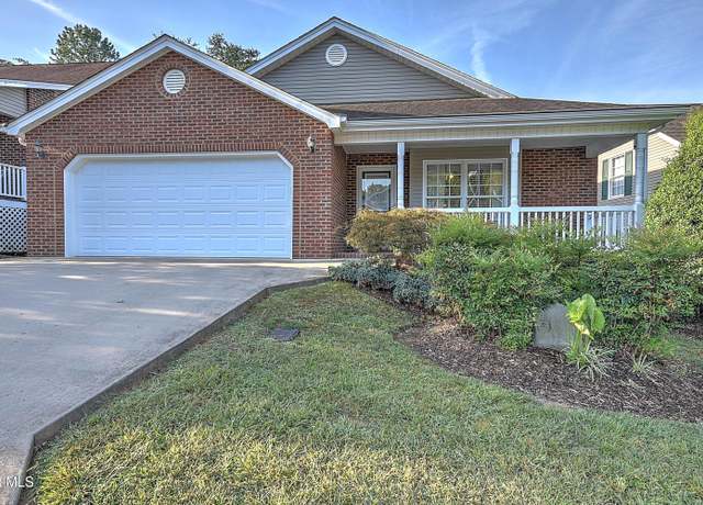 Property at 688 Willowcrest Pl Pl, Kingsport, TN 37660, 3 beds, 2 baths